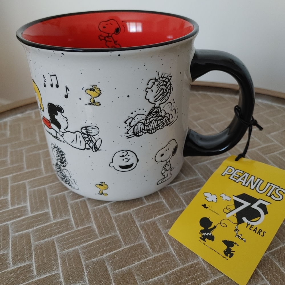 NWT Peanuts Ceramic 21oz Mug 75 Year Anniversary Snoopy Charlie Brown Woodstock